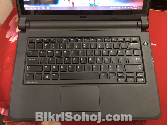 Dell Latitude 13 3340 Laptop